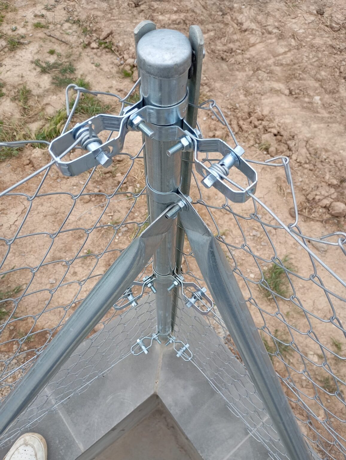 Presupuesto para instalar cerramientos, vallas y cercados metálicos
